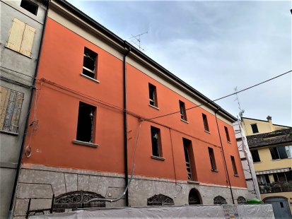 App. 2 livelli in venditaCorreggio - Centro Storico
